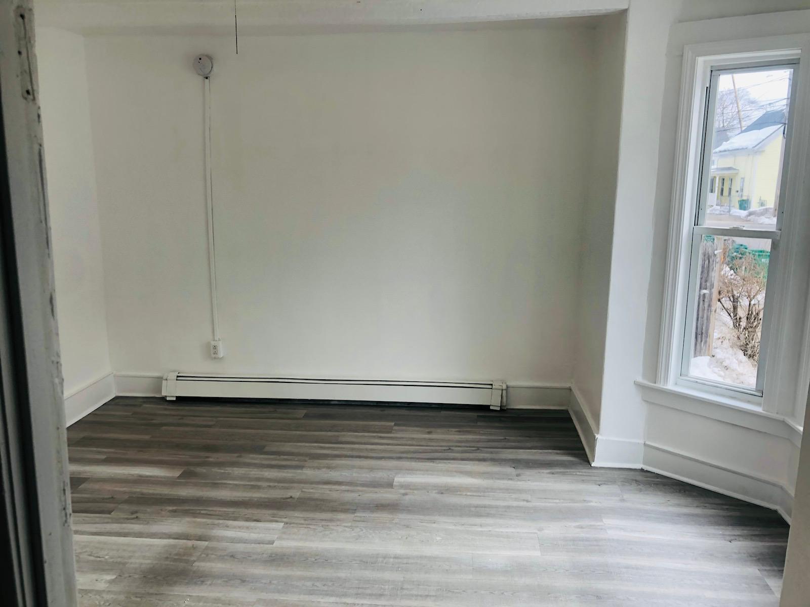 Building Photo - 5 Lafayette St