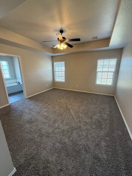 Master bedroom - 20649 E 48th St S