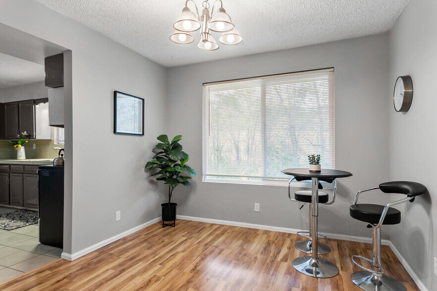 Dining Room - 733 Harlan St