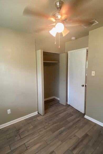 Building Photo - 926 Apache St