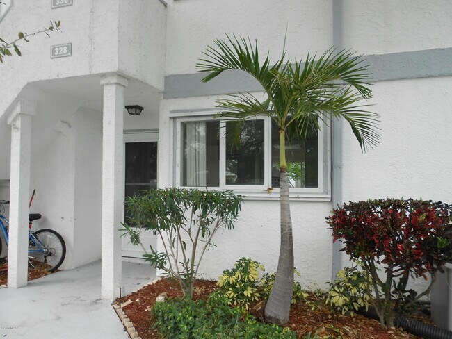 Primary Photo - 328 Beach Park Ln