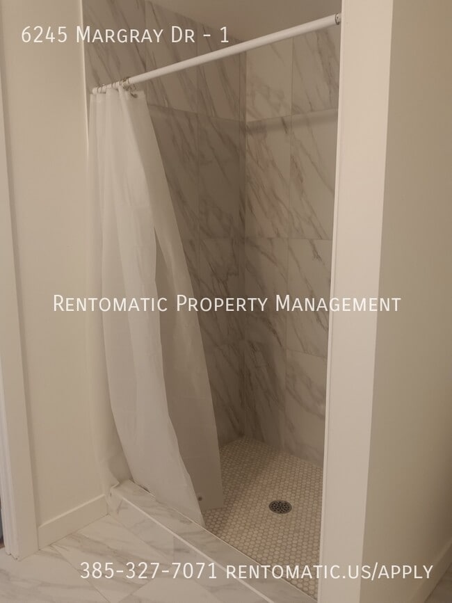 Building Photo - 6245 Margray Dr