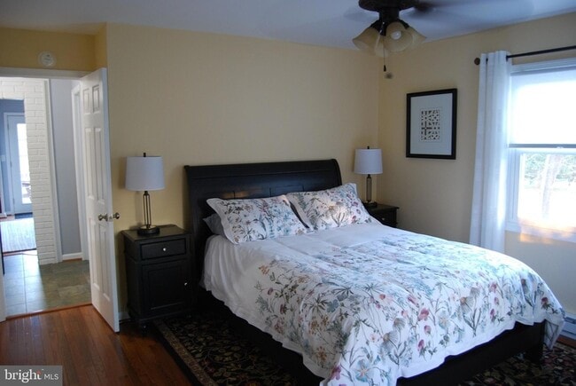 Building Photo - 6860 Engle Molers Rd