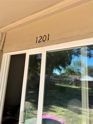 Building Photo - 1201 Shorehaven Dr