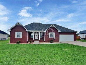 Building Photo - 308 Bluefield Ln