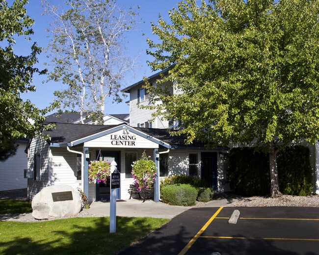 Village on Broadway Spokane Valley, WA Apartment Finder