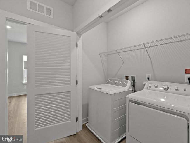 Building Photo - 12865 Mosaic Pk Wy
