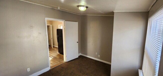 Building Photo - 3-Bedroom Home with New Carpet, Basement & Garage in Berkeley