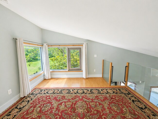 Building Photo - Fabulous "Microhome" in Kenilworth Area!