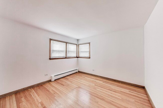 Building Photo - 9032 N Churchill Cir