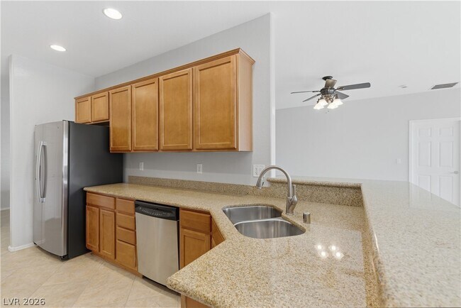 Building Photo - 7464 Chipping Sparrow St