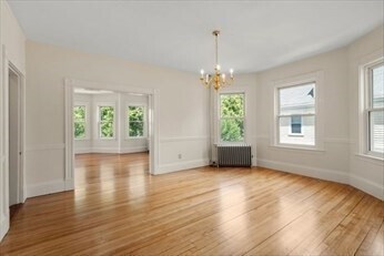 Building Photo - 5 Marlboro St