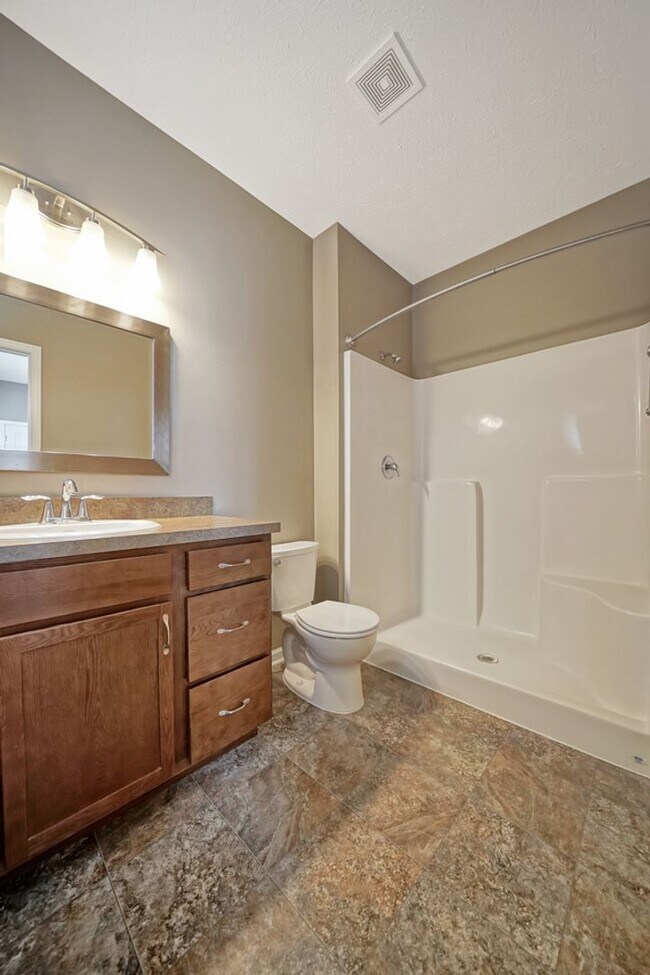 Building Photo - Home with newly finished basement!