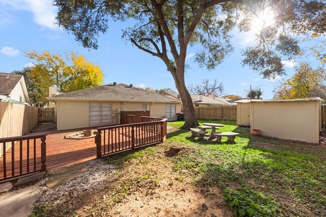 Building Photo - 1014 Three Forks Dr