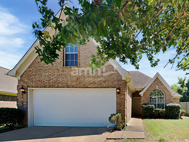 Primary Photo - 7068 Crape Myrtle Dr