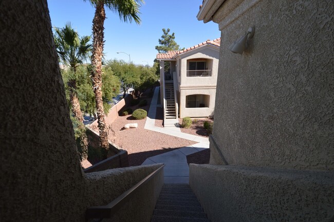 Building Photo - 2nd Floor Condo in a Gated Northeast Commu...