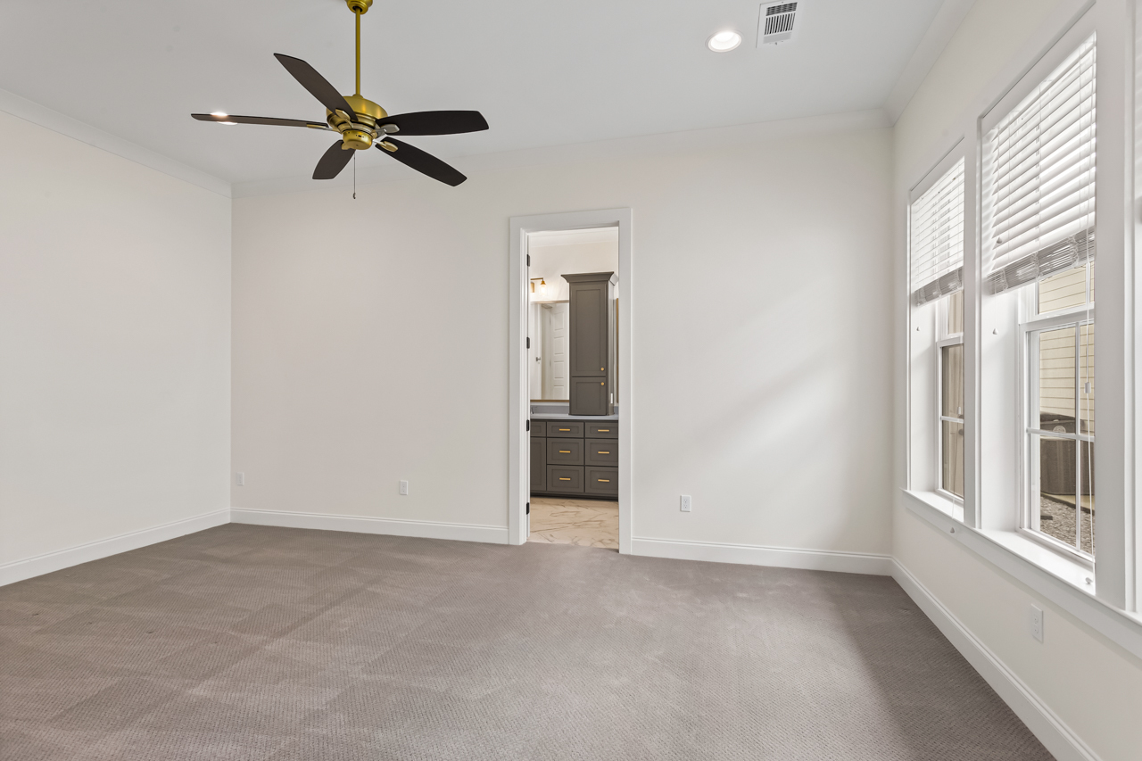 Building Photo - 10750 Moss Grove Ln