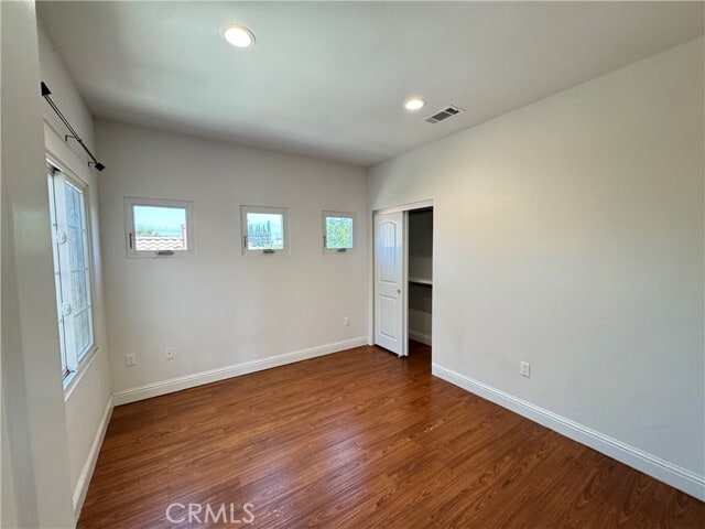 Building Photo - 11422 Elliott Ave