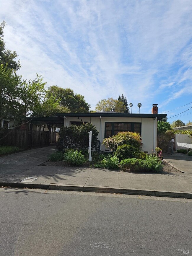 Building Photo - 412 Lincoln St