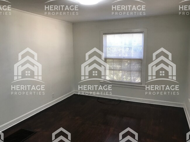 Building Photo - 1040 Colvin St