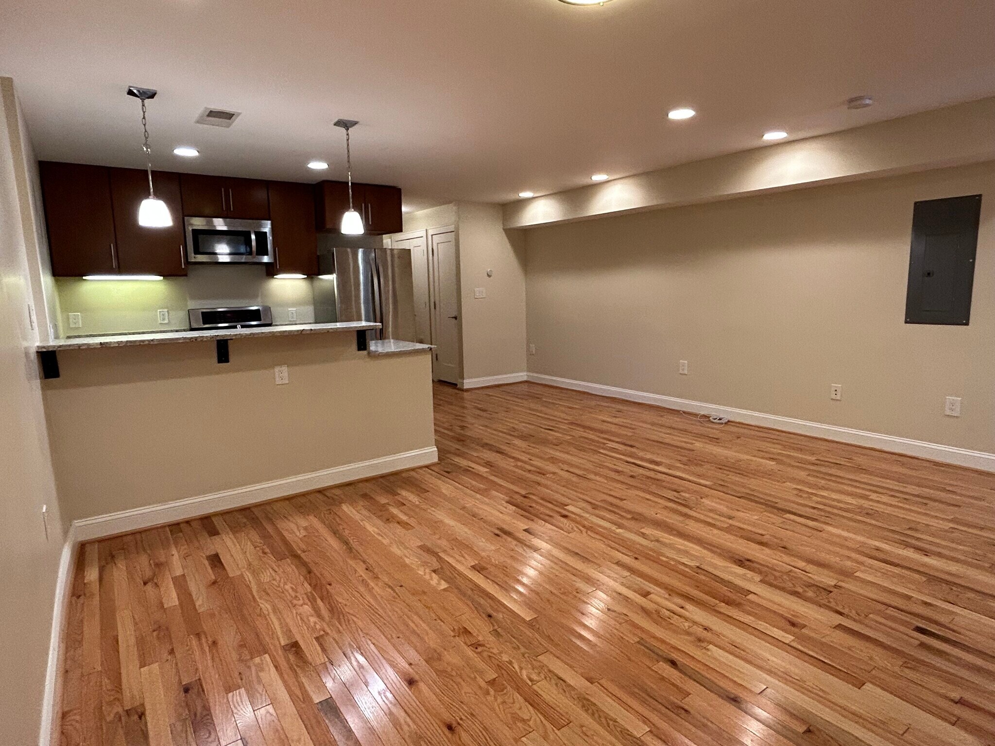 Building Photo - 3547 10th St NW