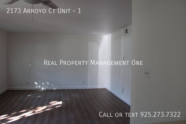 Building Photo - 2173 Arroyo Ct