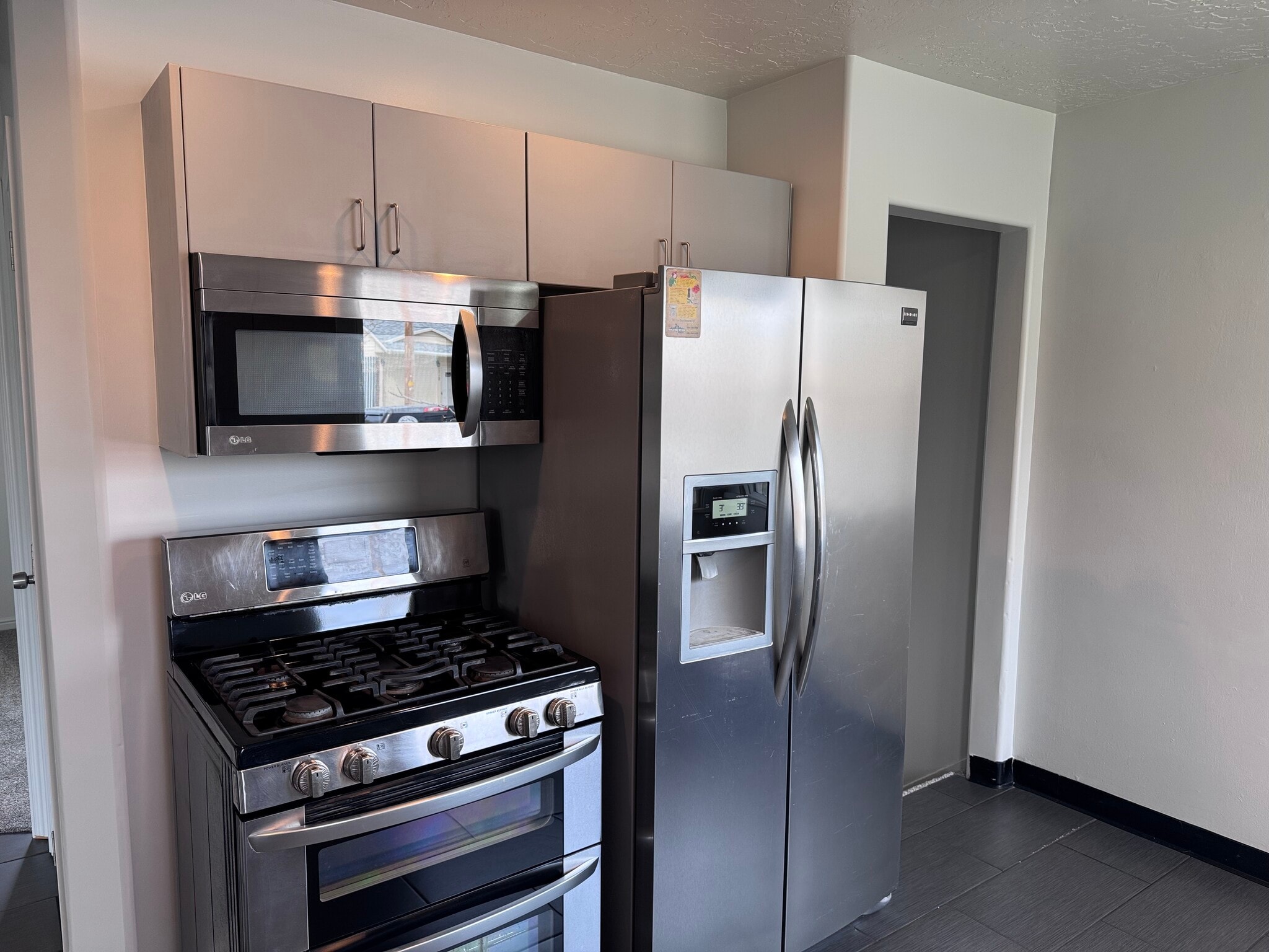 Building Photo - 3879 S 2050 W