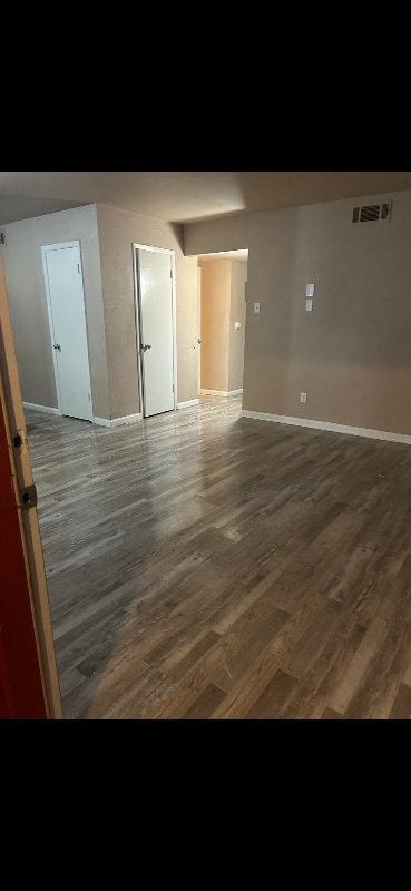 Building Photo - 3215 Clarksville St