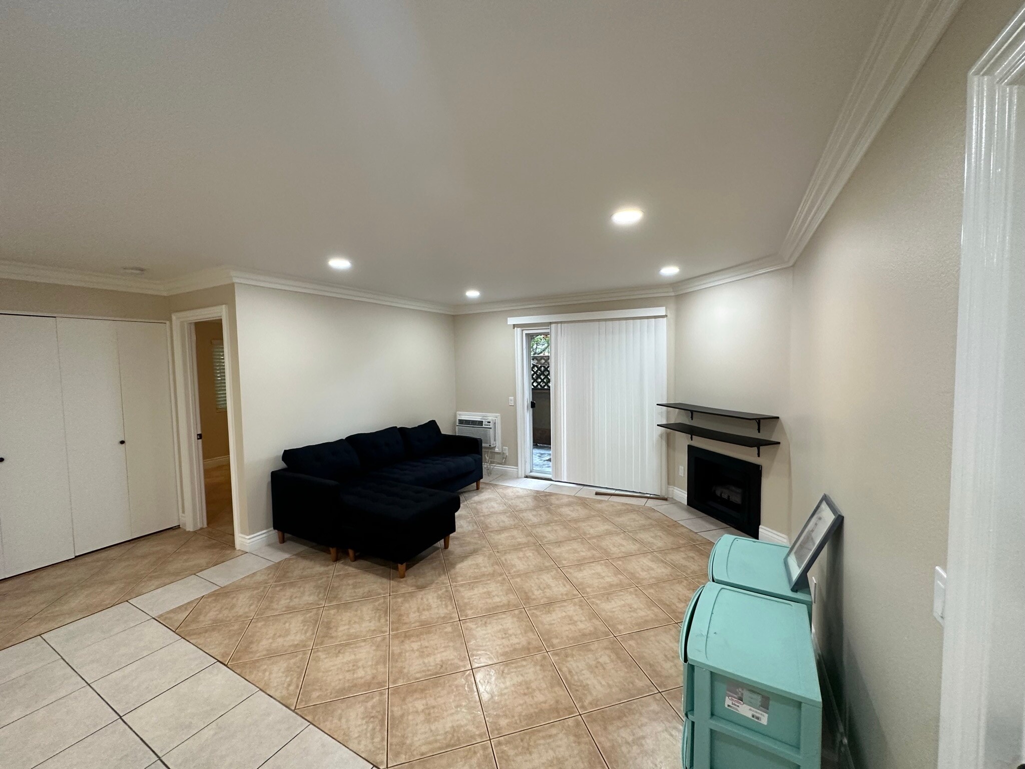 Building Photo - 227 Woodland Pky