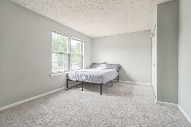 Building Photo - 5302 Treefish Ct