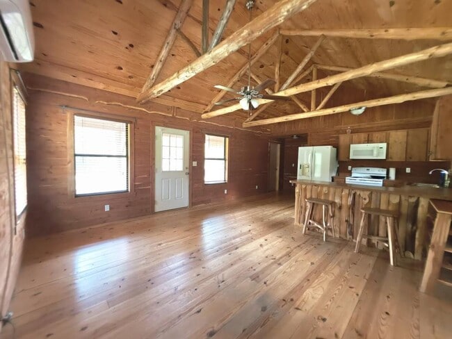 Building Photo - 313 N Berry Ridge