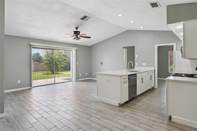 Building Photo - 1431 Sackett Cir