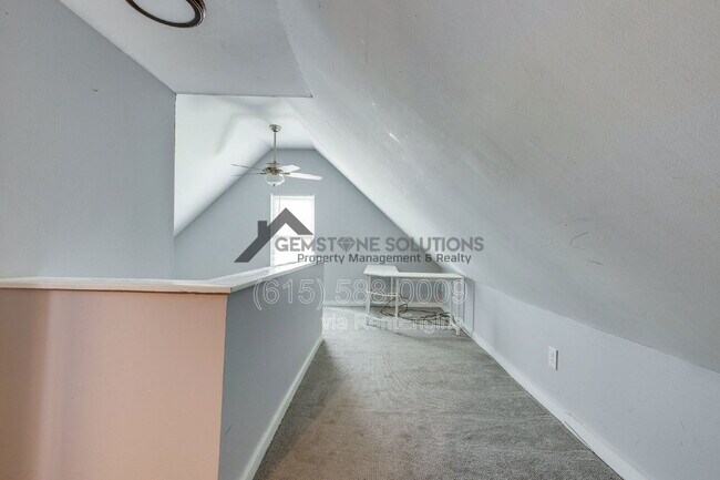 Building Photo - 2930 Primrose Cir