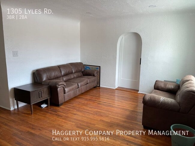 Building Photo - 1305 Lyles Rd