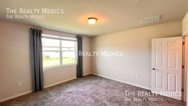 Building Photo - 702 Alta Vista Ct
