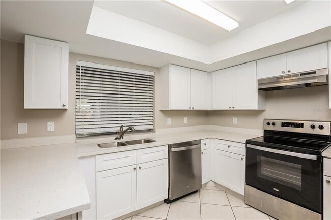 Building Photo - 428 Broward Terrace
