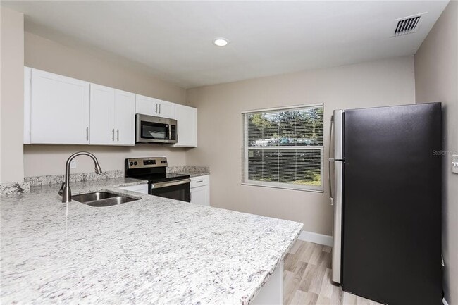 Building Photo - 5203 Montague Pl