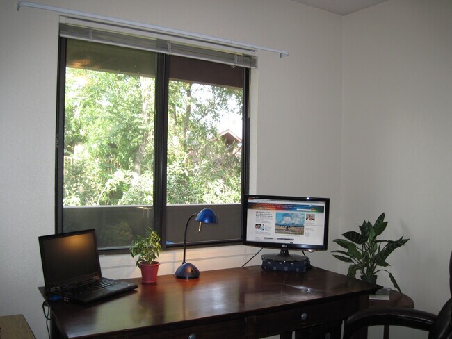 Building Photo - 3515 28th St