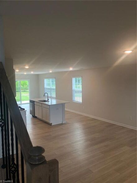 Building Photo - 1747 Mallard Dr
