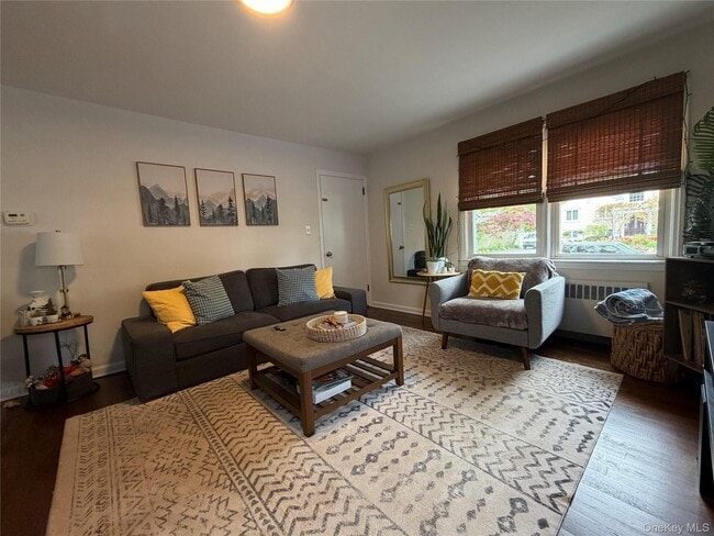 Building Photo - 135 Woolsey Ave