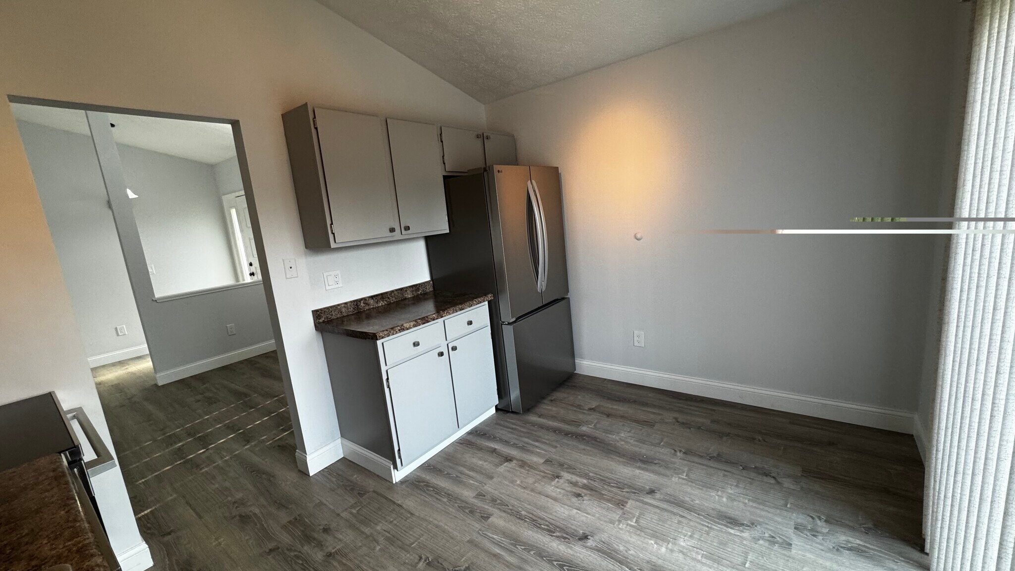 Building Photo - 400 Sherwood Green Ct