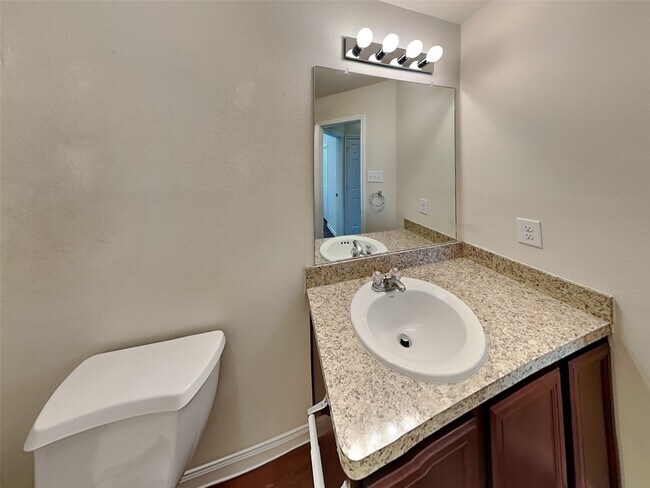 Building Photo - 5907 Stockholm Ct