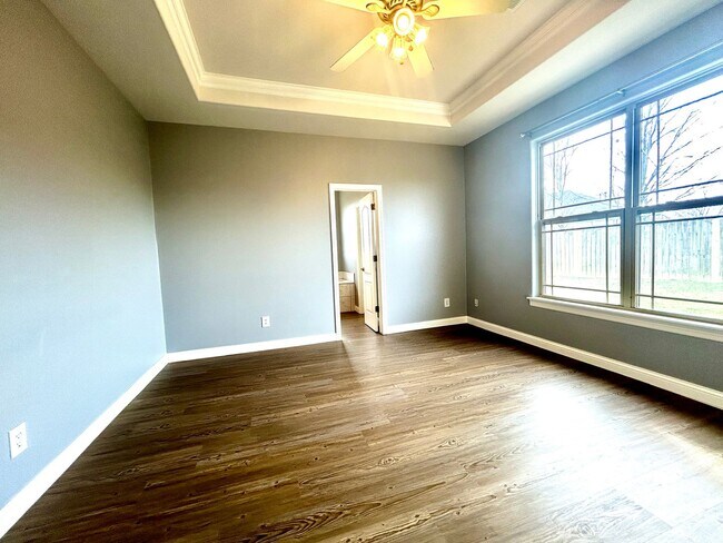 Building Photo - 3 bedroom 2 bath modern style home minutes from Centerton Main!!