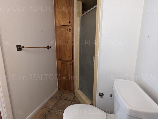 Building Photo - Two Bedroom Home