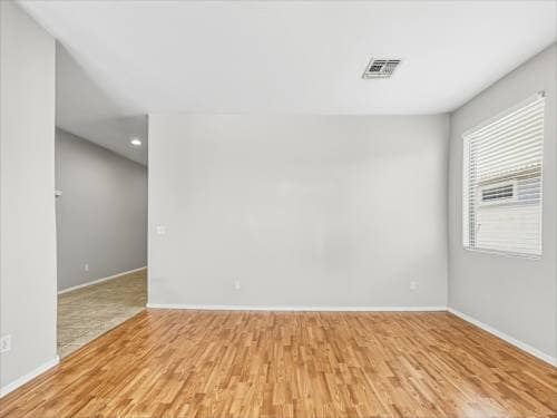 Building Photo - 3213 S 103rd Dr