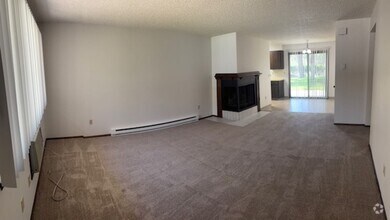 Building Photo - 1094