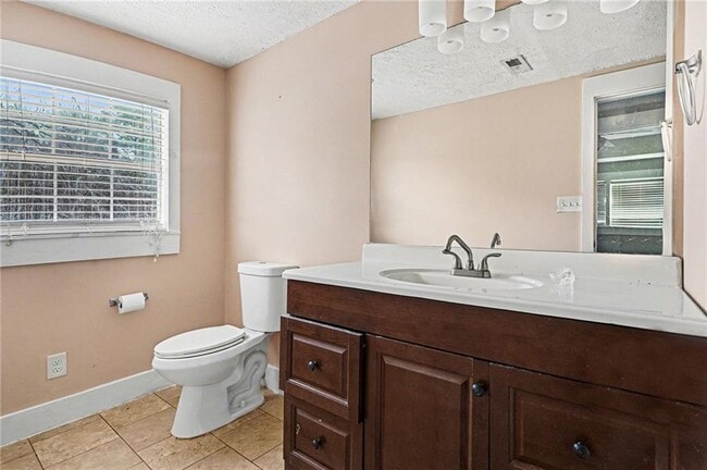 Building Photo - 707 E Mcintosh Rd