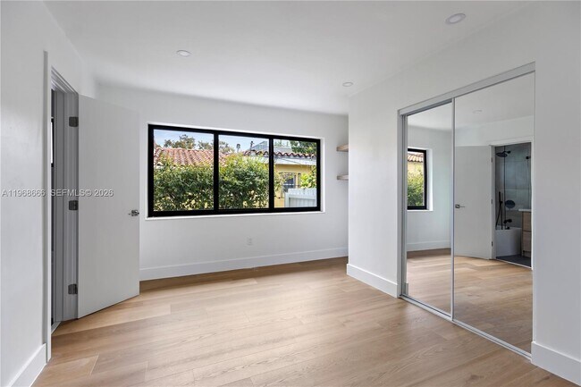 Building Photo - 1618 SW 18th St