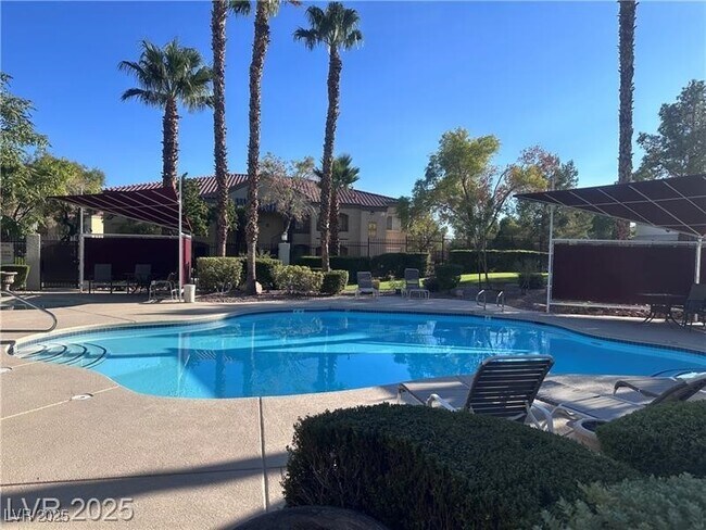 Building Photo - 7885 W Flamingo Rd