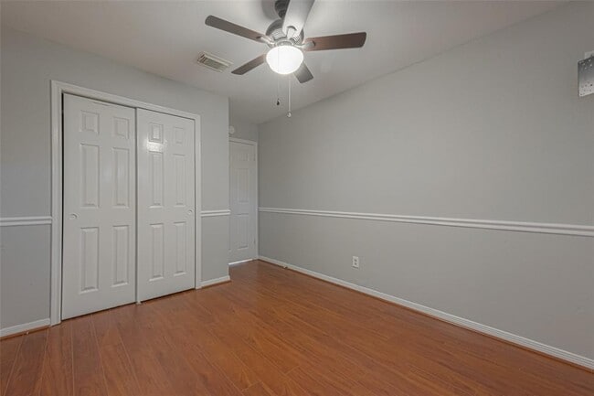 Building Photo - 2919 Pepperwood Dr